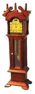 DOLLS HOUSE 1/12th "GRANDFATHER" OR LONG CASE CLOCK MAHOGANY NON -WORKING - Picture 1 of 1