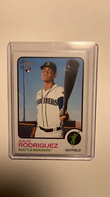 2022 Topps Heritage High Number Julio Rodriguez Player Icon Color Swap SP #700 - Image 1 of 2