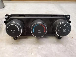 RAM PROMASTER 3500 VAN Heat/AC Controller w/AC, w/rear defrost 19 20 21 - Picture 1 of 2
