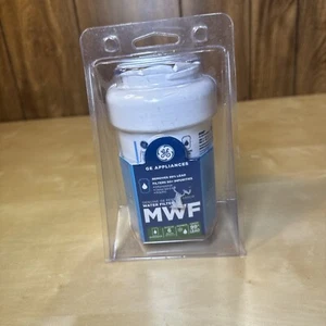 GE Appliances Genuine Refrigerator Water Filter MWF - Picture 1 of 5