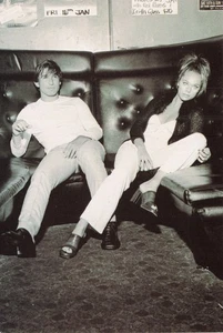 JOSEPH MELBOURNE SEXY FRAU VINTAGE POSTKARTE - Bild 1 von 2