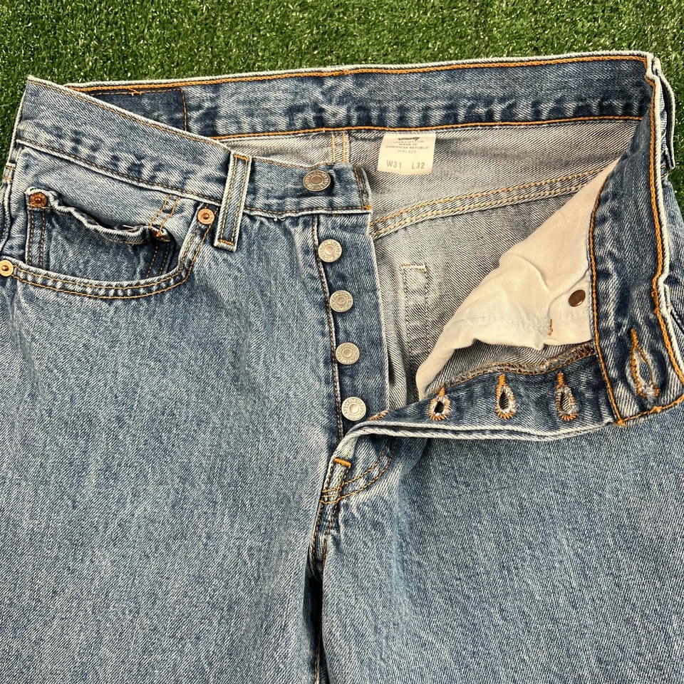 Jeans Vintage Levi's 501 Botón Mosca Pierna Recta 29x30" Azul Pestaña Roja Y2K Foto 1 de 4