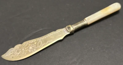 Старинный перламутровый РАЗБРАСЫВАТЕЛЬ НОЖЕЙ посеребренный Шеффилд Англия 1898 - Изображение 1 из 4