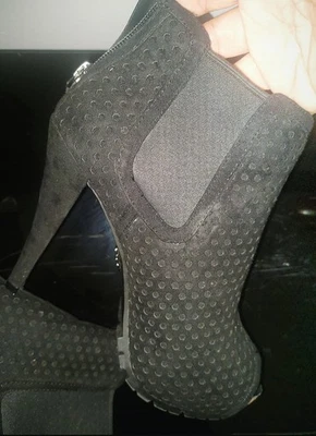 Botín de gamuza negro tacones talla 7,5 usado solo 1x Foto 1 de 2