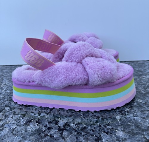 Scivolo in shearling con nodo da discoteca UGG fiori selvatici taglia USA 9