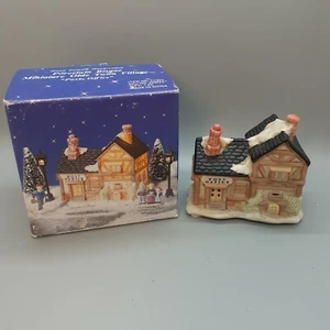 Vintage Christmas 1993 Porcelain Miniature Olde Town Village Post Office Painted - Picture 1 of 13