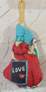 B Shackman Vtg 1970s Mini Cloth Stuffed Doll Ornament New York Christmas Holiday - Picture 1 of 4