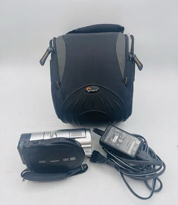 Sony DCR-DVD408 DVD Handycam Camcorder 40x Optical Zoom With Battery And Charger - Image 1 of 4