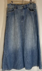 Ralph Lauren Denim Pencil Skirt – Front Zip & Button Closure, Classic Fit, Women - Picture 1 of 11