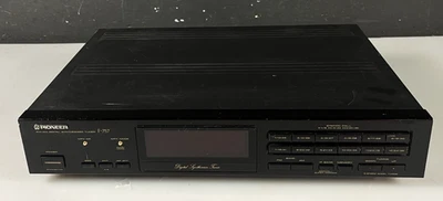 Pioneer F-757  AM/FM Digital Synthesizer Stereo Radio  Tuner  #ST649 - Bild 1 von 4