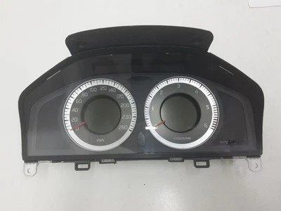 Volvo V70 I LV Kombiinstrument Tacho 31270901AA 2.40 Diesel 20547303 - Bild 1 von 4