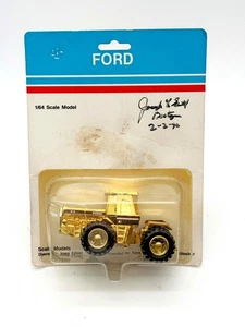 1/64 Ford 876 4Wd Tractor With Duals, Dealer Meeting Gold Plated Signed - Picture 1 of 1