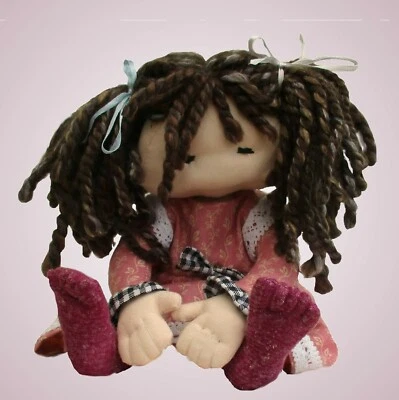 Dilly cloth doll soft toy sewing pattern. 11" (27cm) by pcbangles