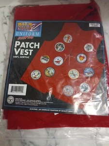 VTG CUB SCOUT UNIFORM RED PATCH VEST 100% ACRYLIC YOUTH SZ XL Made In the USA - Picture 1 of 5