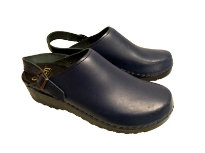 Zuecos Sven para mujer originales de cuero azul marino con hebilla lateral hechos en EE. UU. 43/11 NUEVOS SIN CAJA Foto 1 de 4