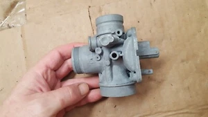 1973 1974 1975 Yamaha RD350 right side carburetor body MIKUNI 360 02 NICE! - Picture 1 of 11