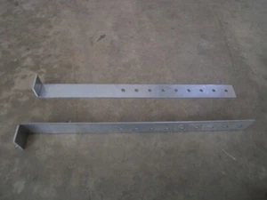 TILE ROOF BRACKET (ELM DISTRIBUTION - ROOFBRACKET) - Picture 1 of 1