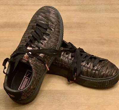 Tênis Puma Basket plataforma corda de veludo preto-feminino tamanho 9.5, novo sem etiquetas - Imagem 1 de 4