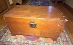 SALE 1800s 19th Cntry Dovetailed Pine Chest Box 24" W - Crown WR Lock 13 1/2 lbs - Picture 1 of 24