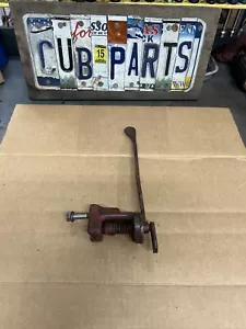 Farmall Cub hydraulic control lever - Picture 1 of 5
