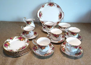 Royal Albert Old Country Roses 21 teiliges Teeservice durchgehend Top Zustand - Bild 1 von 3