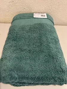 Purely Indulgent bath towel 30”X58” Green Oeko-Tex NWT - Picture 1 of 6