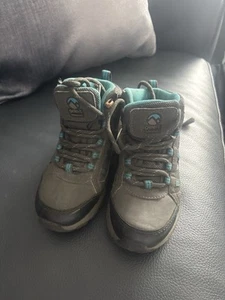 Gelert Waterproof Walking Boots Size 10 Eur 28 (Younger Child) - Picture 1 of 5