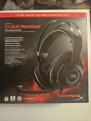 HyperX Cloud Revolver Pro Gaming Headset w Detachable Microphone PS4 Xbox Switch - Image 1 of 4