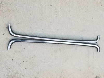 Toyota Pickup 1989-1995, moldura de parabrisas 90-95 4Runner (pilar A y esquinas) Foto 1 de 4