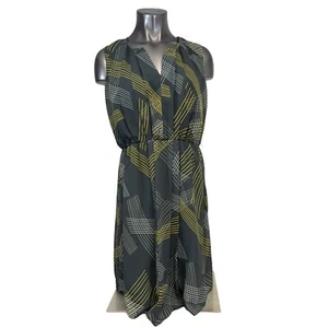 Halogen Women's Dress Gray Sleeveless Knee Length V-Neck Geometric Print Size 10 - Picture 1 of 9
