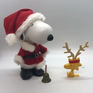Forever Fun Peanuts Snoopy im Weihnachtsmannanzug mit Glocke & Woodstock Rentier Figuren - Bild 1 von 12