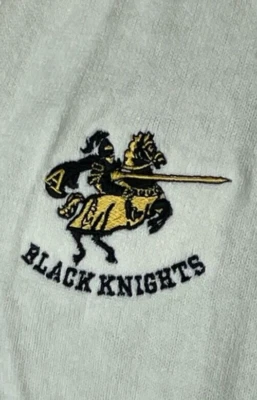 Vintage Black Knights Size XL White Knit Sleeveless V-Neck Golf Sweater Vest - Image 1 of 4