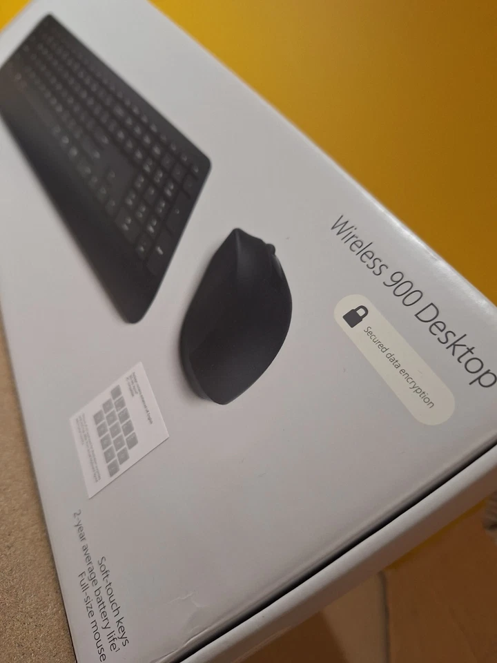 microsoft wireless desktop 900 keyboard and mouse - Image 1 of 1