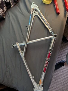 Vintage GT Zaskar 18" Frame only - Picture 1 of 20
