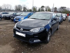 MG MG6 SE GT TURBO 1.8 TCI PETROL MANUAL 2012 WIPER NUT BREAKING PARTS - Picture 1 of 6