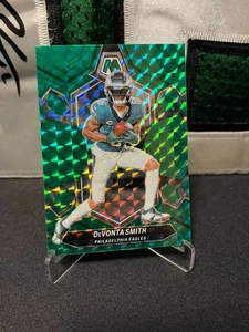 DeVonta Smith # Eagles # 2024 Panini MOSAIC Football GREEN PRIZM #179 - Bild 1 von 2