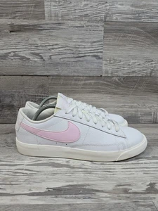 Nike Blazer Low Leder Pink Foam Herren Größe 9 Sneaker Schuhe  - Bild 1 von 13