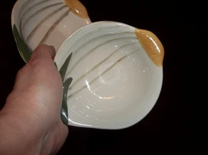  Pier 1 Imports Snack Dip Gewürzschalen Keramik weiß Zwiebelform 2er Set - Bild 1 von 5