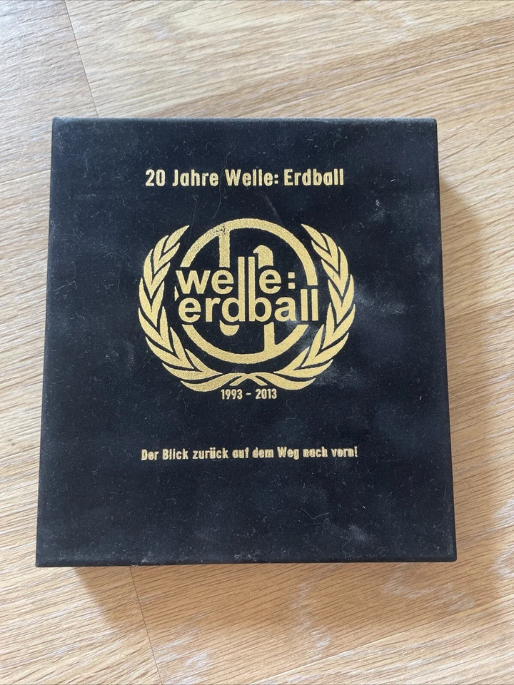 Welle Erdball - 20 Jahre Box  - 1993 bis 2013 Komplett Gothic Wave Minimal - Bild 1 von 1