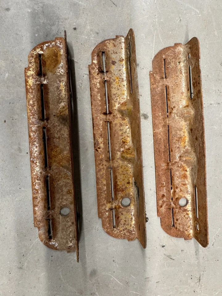 Chevy BelAir Nomad 1956 techo rígido reposabrazos reposabrazos panel de puerta soporte de montaje OEM Foto 1 de 4