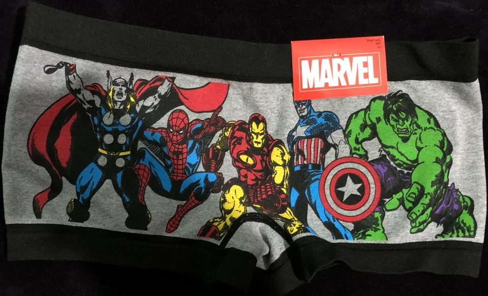 Pantalón corto Juniors Avengers talla S (5) nuevo con etiquetas Foto 1 de 2