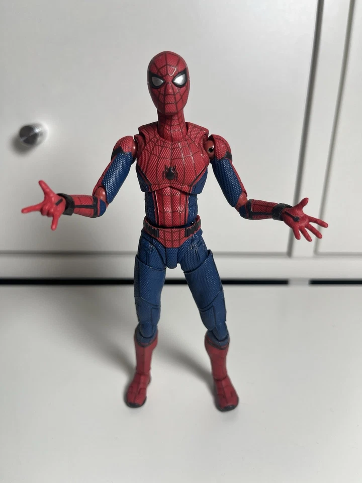 Figura de acción S.H.Figuarts Spider-Man Homecoming Marvel Bandai, rara, suelta Foto 1 de 4