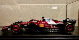 Looksmart 1/43 Ferrari SF-25 Lewis Hamilton 2025 China GP Sprint Win Model - Bild 1 von 7