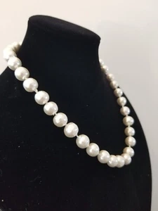 Collar de seda nudo a mano vintage de los años 50 hecho en Japón "perla de algodón" broche japonés - Imagen 1 de 10