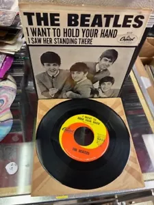The Beatles I Saw Her Standing There / I Want To 45 rpm Capitol EX John Lennon - Picture 1 of 2
