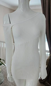 BCBG MAXAZRIA One Shoulder Asymmetrical Long-sleeved Top- Gardenia - Small $178 - Picture 1 of 5