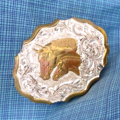 Hebilla de cinturón Western Horses yegua y potro rollo floral HSPOJB de colección crumulada. GMP297 Foto 1 de 4