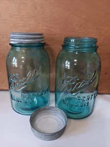 Coole alte wellig aussehende 1 qt. aquablau Ball Mason Einmachglas & Deckel 1910 bis 1923 - Bild 1 von 2