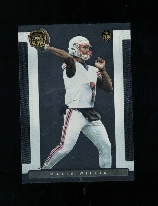2022 Super Glow  Malik Willis SILVER REFRACTOR 1st Ever #20 Titans - Image 1 of 1