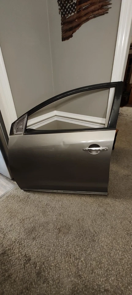 2009 09 Nissan Murano Front Door Assembly Right RH OEM Conventional Ignition - Image 1 of 2